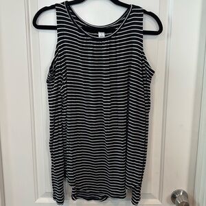 Old Navy | Cold Shoulder Long Sleeve | Size L